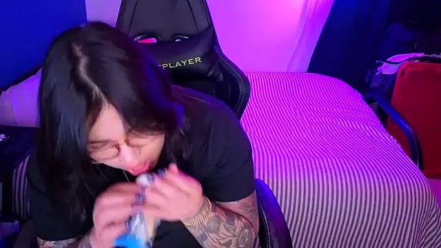 miacanela xo online show from February 16, 2:29 am