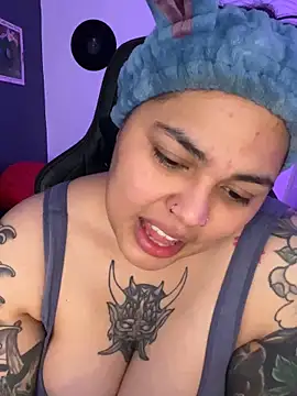 miacanela xo online show from March 31, 1:18 am