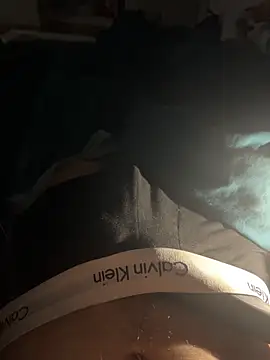 Snapshot of bdsm19 chatting on February 15, 12:29 am bdsm19 online show from February 15, 12:29 am