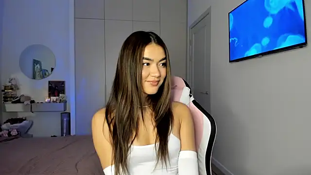 Shineel online show from February 17, 1:29 pm