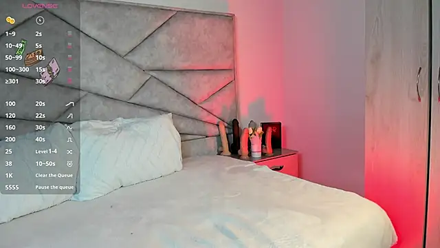 Snapshot of 1m_megan chatting on January 25, 4:13 am 1m megan online show from January 25, 4:13 am