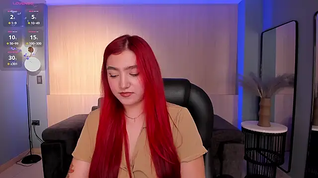 Snapshot of ViolettCastel chatting on February 20, 7:41 pm ViolettCastel online show from February 20, 7:41 pm