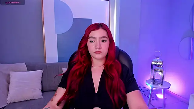 Snapshot of ViolettCastel chatting on March 5, 7:17 pm ViolettCastel online show from March 5, 7:17 pm