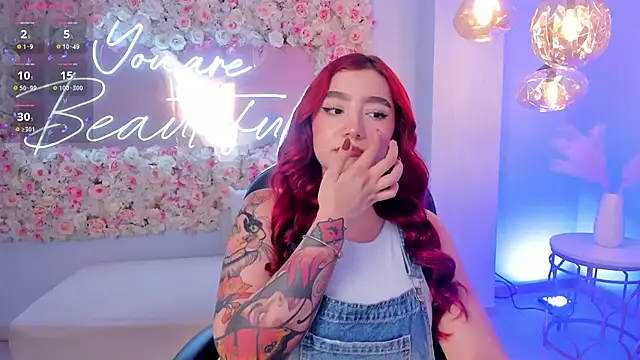 Snapshot of ViolettCastel chatting on March 19, 7:27 pm ViolettCastel online show from March 19, 7:27 pm