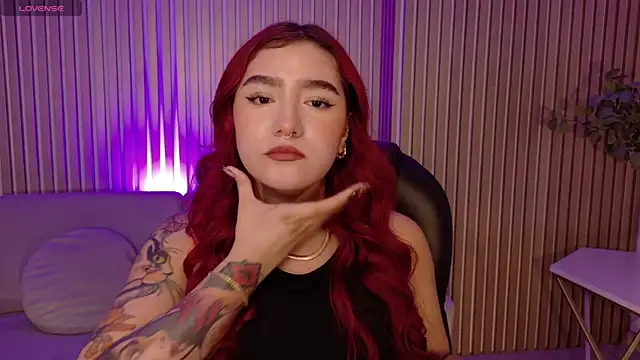 Snapshot of ViolettCastel chatting on November 7, 7:25 pm ViolettCastel online show from November 7, 7:25 pm