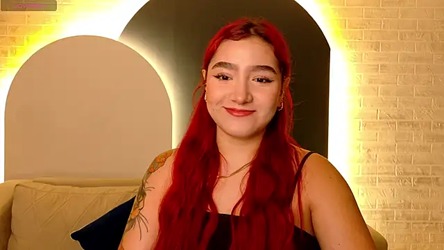 Snapshot of ViolettCastel chatting on November 9, 11:19 am ViolettCastel online show from November 9, 11:19 am