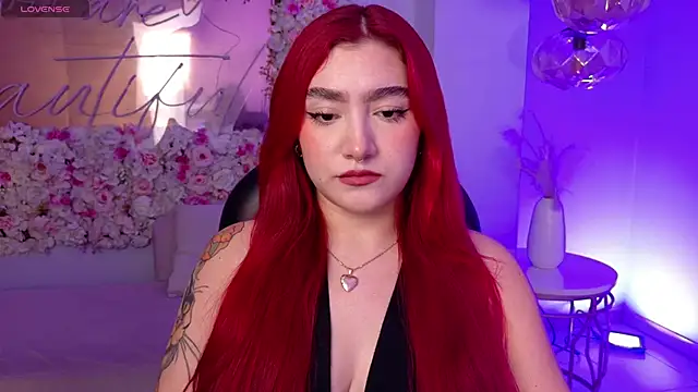 Snapshot of ViolettCastel chatting on November 22, 7:13 pm ViolettCastel online show from November 22, 7:13 pm