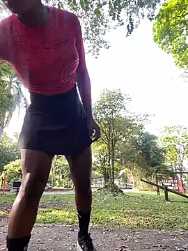 sweetsarabig22cm online show from September 23, 12:52 pm