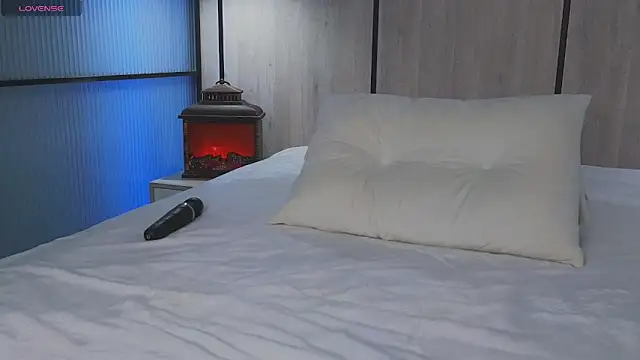 Monikacutie online show from March 23, 7:31 am