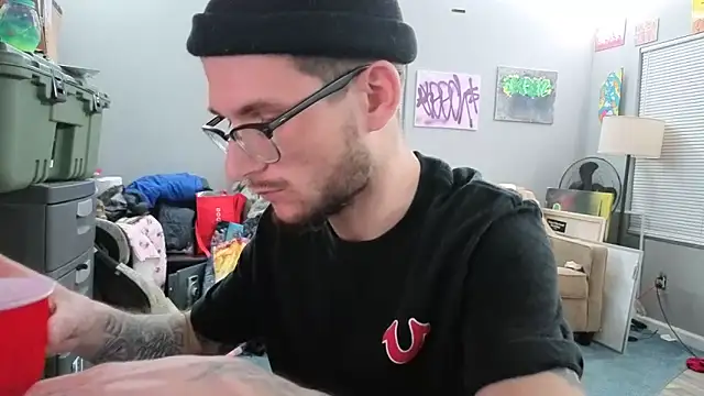 hungkubenski online show from February 20, 4:53 am