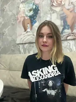 LoveGameSexx online show from March 20, 8:19 pm