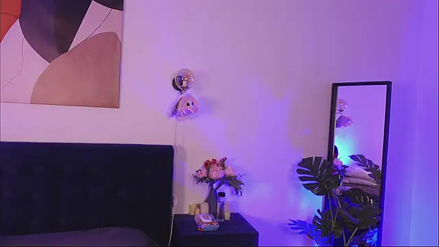 Snapshot of MrsPrude chatting on February 23, 11:55 am MrsPrude online show from February 23, 11:55 am