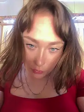 LisaSquirtfist online show from January 16, 3:43 am