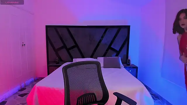 VictoriaRosse  online show from April 17, 11:08 pm