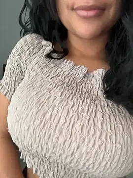 HaileyDiana online show from February 21, 12:50 pm