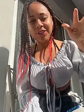 HaileyDiana online show from February 28, 10:05 am