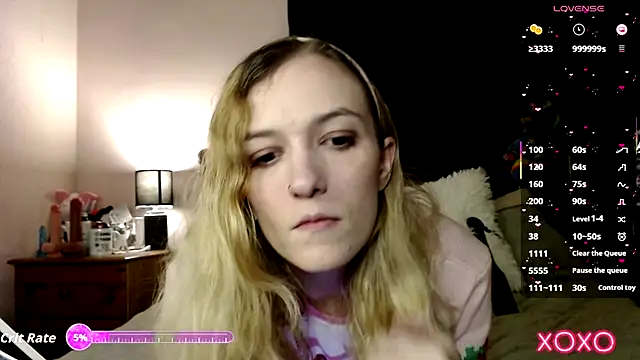 EllieeRose online show from September 19, 8:20 pm