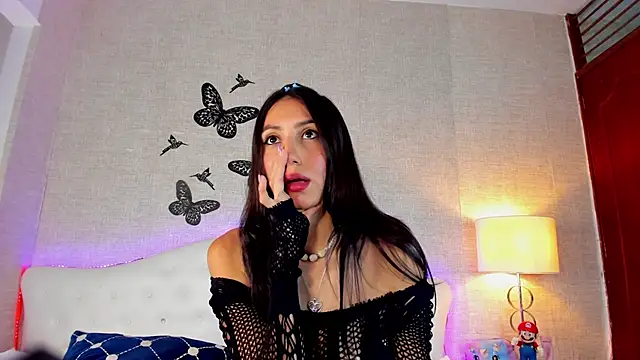 Snapshot of LyaEvanss chatting on February 20, 2:29 am LyaEvanss online show from February 20, 2:29 am