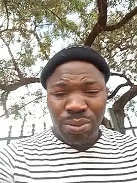 Snapshot of Petrossa chatting on October 7, 9:28 am Petrossa online show from October 7, 9:28 am