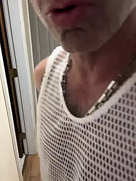 Snapshot of DaddySnowXX chatting on March 17, 4:40 am DaddySnowXX online show from March 17, 4:40 am