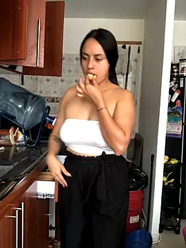 Shanonsex2 online show from September 22, 4:09 pm