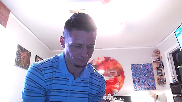 Snapshot of trash4cash chatting on January 24, 8:54 pm trash4cash online show from January 24, 8:54 pm