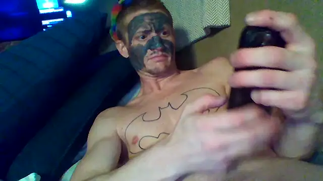 Snapshot of trash4cash chatting on October 30, 5:53 am trash4cash online show from October 30, 5:53 am