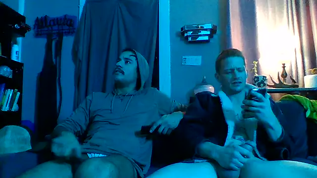 Snapshot of trash4cash chatting on November 29, 12:24 am trash4cash online show from November 29, 12:24 am