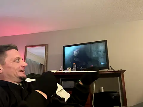 Snapshot of trash4cash chatting on December 21, 7:43 pm trash4cash online show from December 21, 7:43 pm