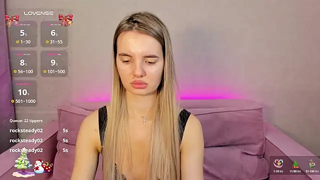 Snapshot of Erika_Carpenter chatting on January 12, 12:07 am Erika Carpenter online show from January 12, 12:07 am