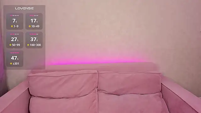 Snapshot of Erika_Carpenter chatting on January 27, 12:22 am Erika Carpenter online show from January 27, 12:22 am