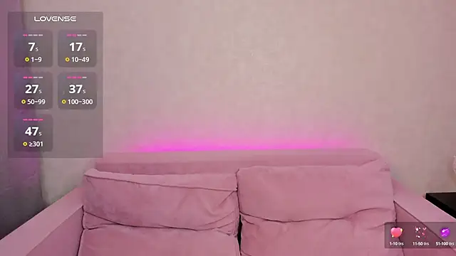 Snapshot of Erika_Carpenter chatting on February 17, 3:04 am Erika Carpenter online show from February 17, 3:04 am