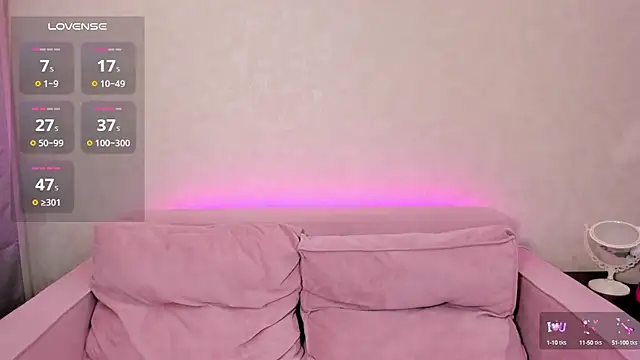 Snapshot of Erika_Carpenter chatting on March 10, 3:23 am Erika Carpenter online show from March 10, 3:23 am