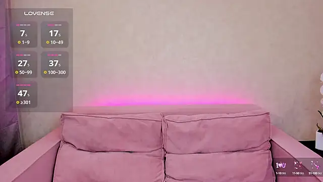 Snapshot of Erika_Carpenter chatting on March 21, 12:18 am Erika Carpenter online show from March 21, 12:18 am