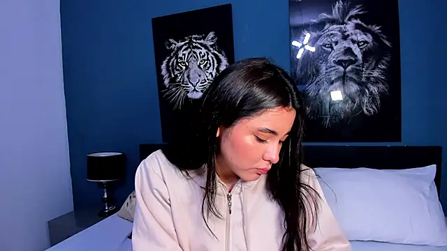 Snapshot of Liana_Bernocchi chatting on February 9, 8:02 pm Liana Bernocchi online show from February 9, 8:02 pm