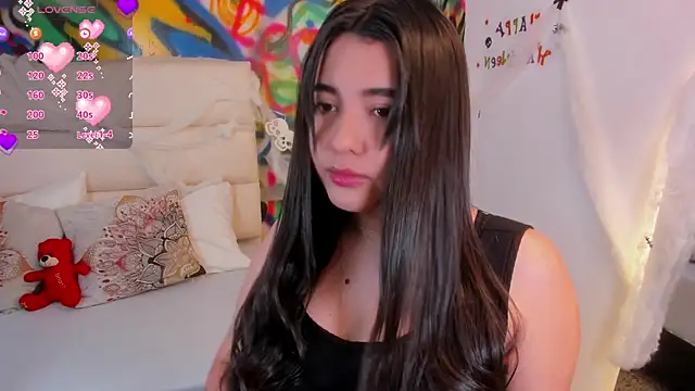 Snapshot of Liana_Bernocchi chatting on October 24, 8:38 pm Liana Bernocchi online show from October 24, 8:38 pm