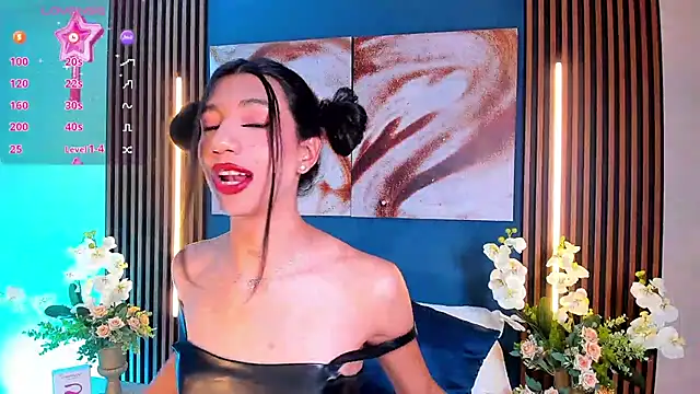 Snapshot of sofiaa_grey_ chatting on February 28, 4:42 pm sofiaa grey online show from February 28, 4:42 pm
