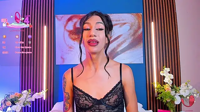 Snapshot of sofiaa_grey_ chatting on September 18, 1:35 pm sofiaa grey online show from September 18, 1:35 pm