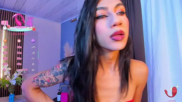 Snapshot of sofiaa_grey_ chatting on October 16, 12:17 pm sofiaa grey online show from October 16, 12:17 pm