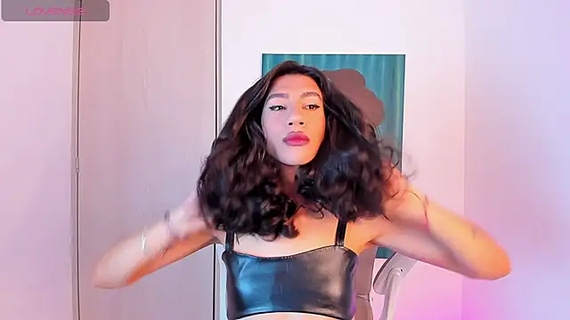 sofiaa grey  online show from January 6, 2:10 pm