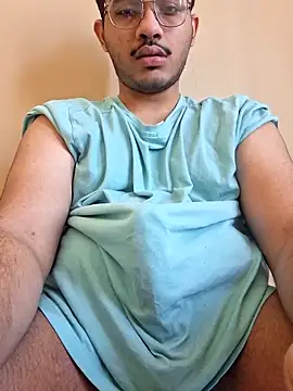 alesssterling online show from February 21, 6:51 am