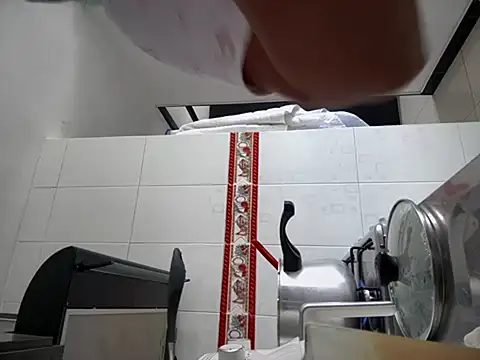 Snapshot of Sol_biglips chatting on March 3, 6:22 pm Sol biglips online show from March 3, 6:22 pm