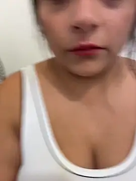 Snapshot of Sol_biglips chatting on March 2, 3:30 pm Sol biglips online show from March 2, 3:30 pm