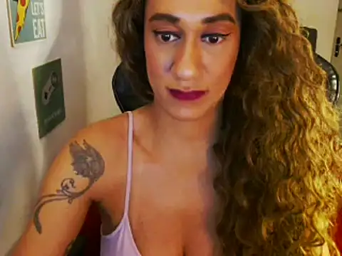 Snapshot of gauchinhaG chatting on March 3, 6:01 pm gauchinhaG online show from March 3, 6:01 pm