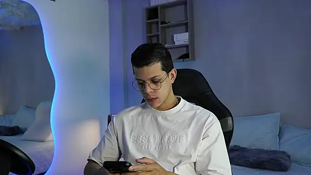 MarcoSullivan online show from April 7, 12:05 pm