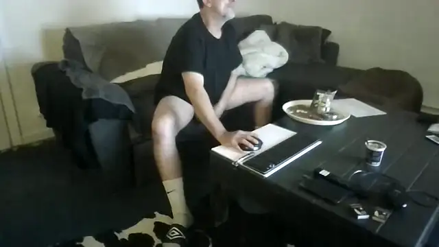 Snapshot of oopsxx chatting on November 6, 3:29 am oopsxx online show from November 6, 3:29 am