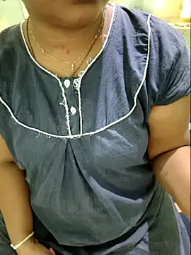 Snapshot of NEHA-DESHI chatting on February 5, 10:41 am NEHA-DESHI online show from February 5, 10:41 am