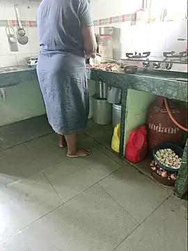 Snapshot of NEHA-DESHI chatting on November 8, 8:25 am NEHA-DESHI online show from November 8, 8:25 am