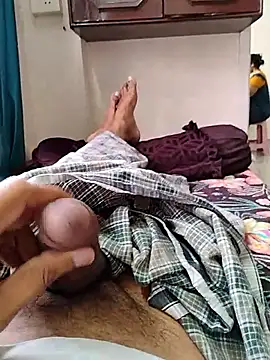 AUNTY1984 online show from September 24, 3:10 am