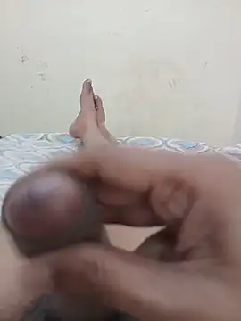 AUNTY1984 online show from May 22, 8:53 am
